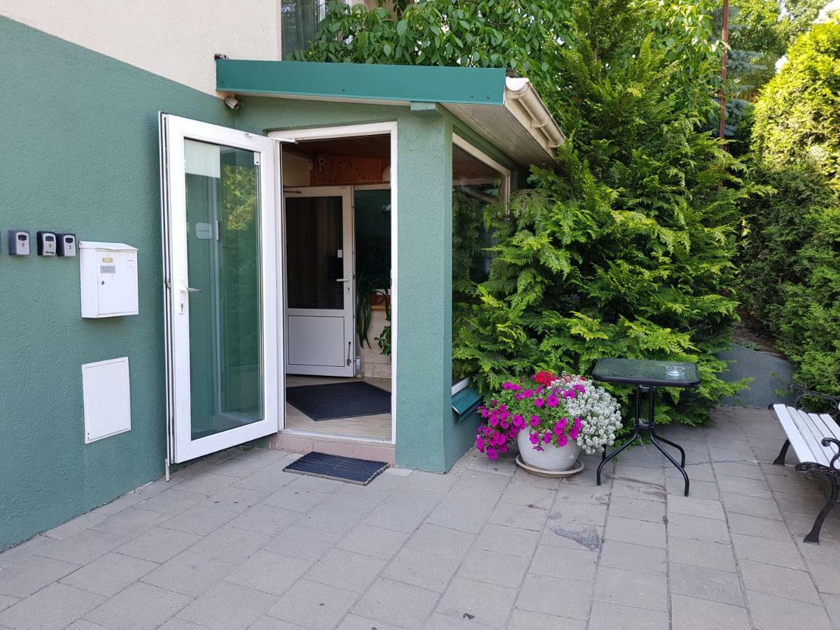 Cozy Garden Free Parking Butas